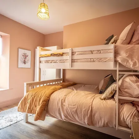 Escape Sleeps 6 Ferienhaus Waterford