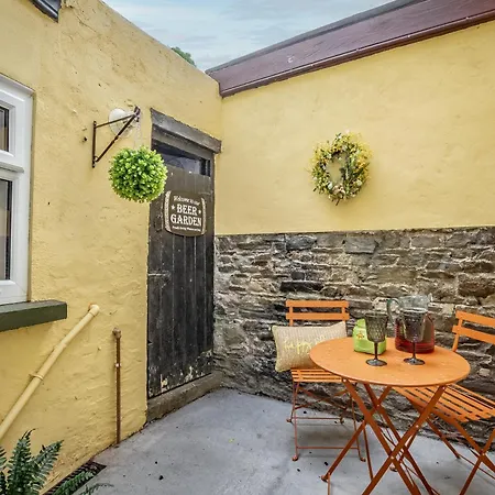 Escape Sleeps 6